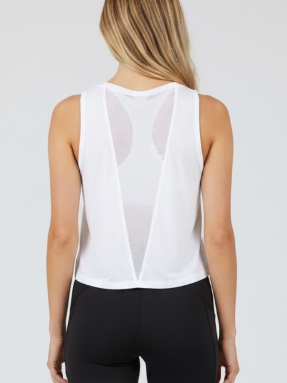 Unbranded White Crew Mesh Back Performance Workout Tank Top Size Medium